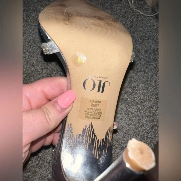 JLO Silver Heels - Picture 6 of 6